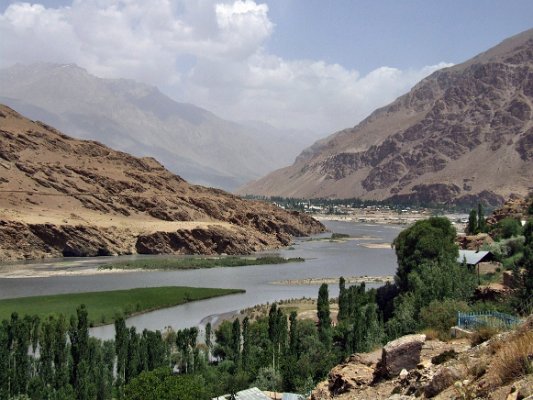 Na cestě z Chorogu do Iškašimu